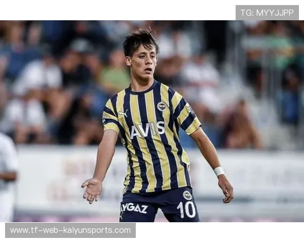 阿森纳盯顶级锋线新目标，却被皇马突然截胡，皇马阿森纳传奇