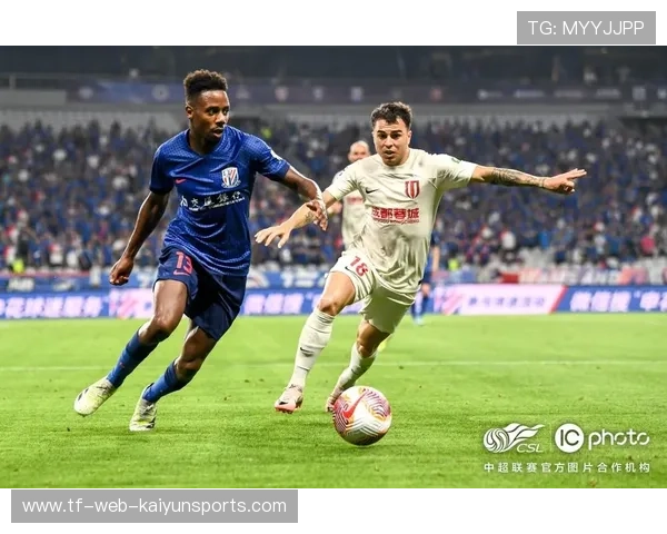 蒋圣龙代表上海申花完成积分处罚后的首次加练 蒋圣龙代表上海申花完成积分处罚后的首次加练